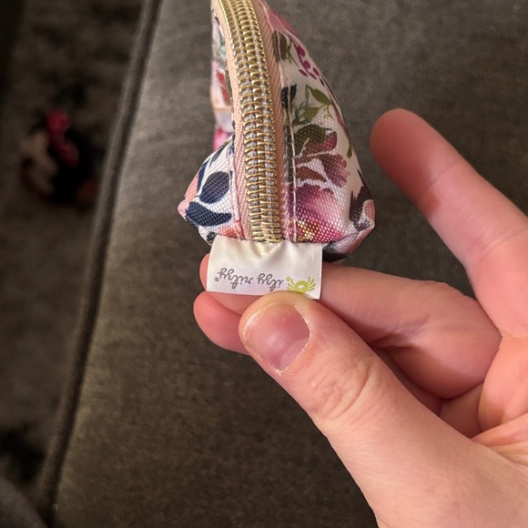 Itzy Ritzy Floral Pacifier Small Holder - Picture 3 of 3